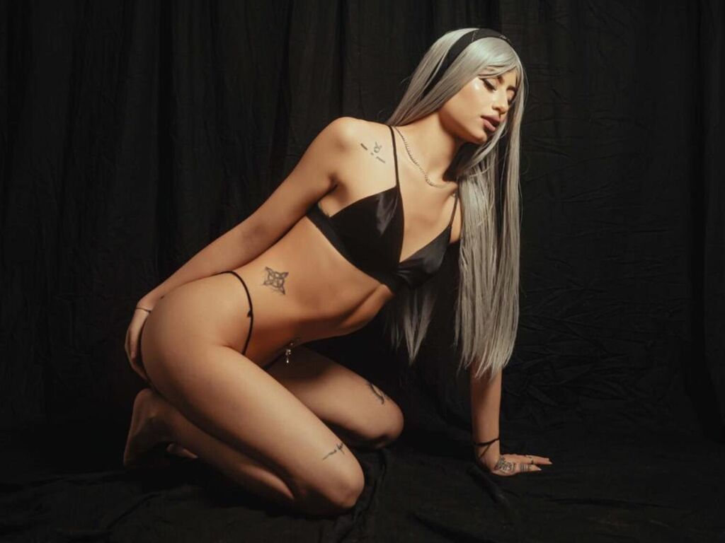 Laylaferrer></p>

       
    </div>
    </div>
</div>
<div class=